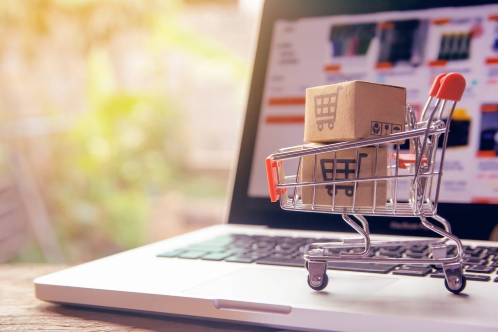 The Pros and Cons of Online Shopping